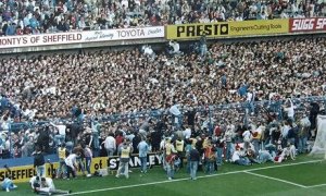 La grada de los aficionados del Liverpool el 15 de Abril 1989. Fuente: The Guardian